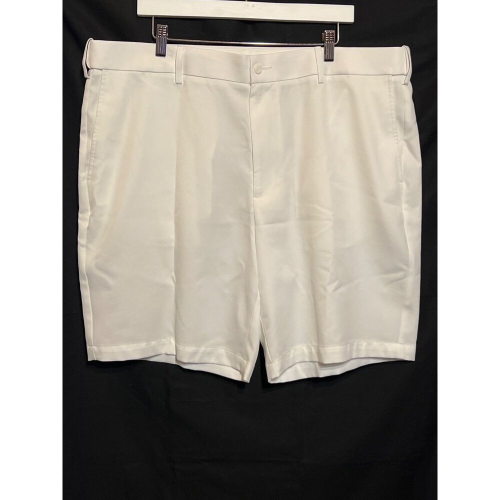 Grand Slam Performance White Golf Shorts Size 42 Moisture-Wicking Classic Fit